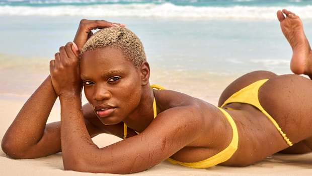 SI_2022_ASHLEY_BYRD_04_1952-1_WM_HERO